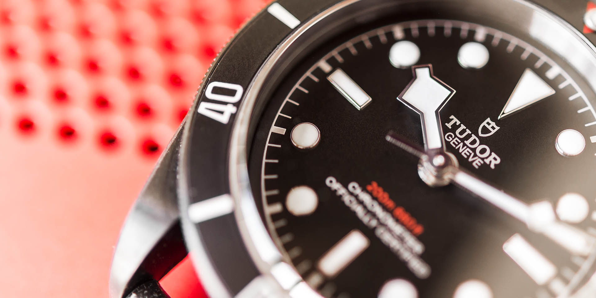 tudor-heritage-black-bay-dark-79230DK-4-.jpg