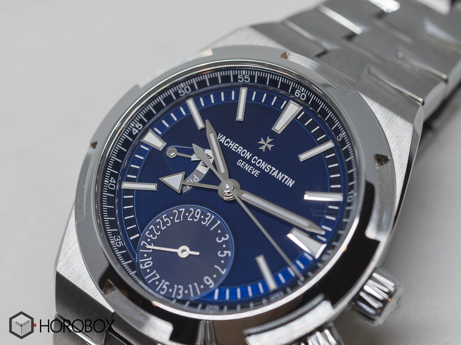 Watch Vacheron Constantin Overseas Dual Time