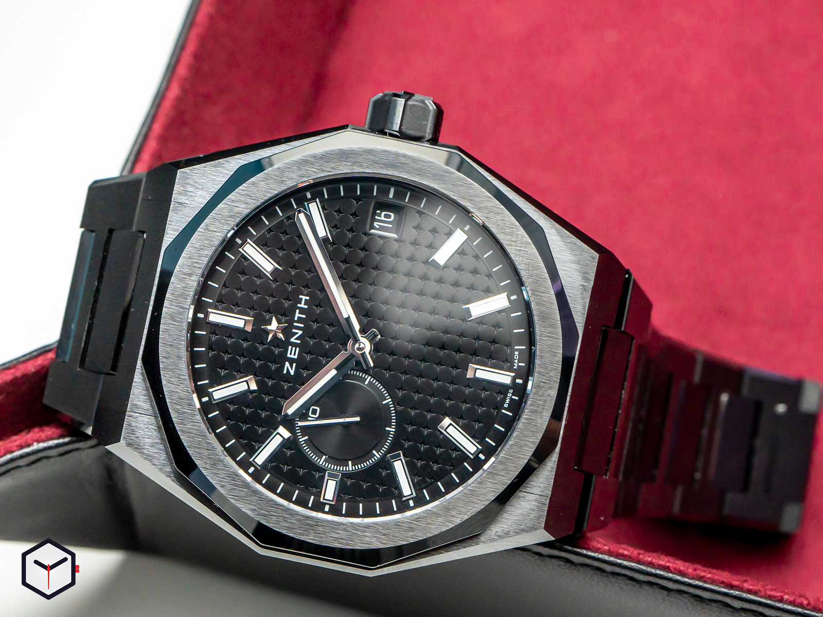 Zenith Defy Skyline 41mm Black Ceramic Watch Review 