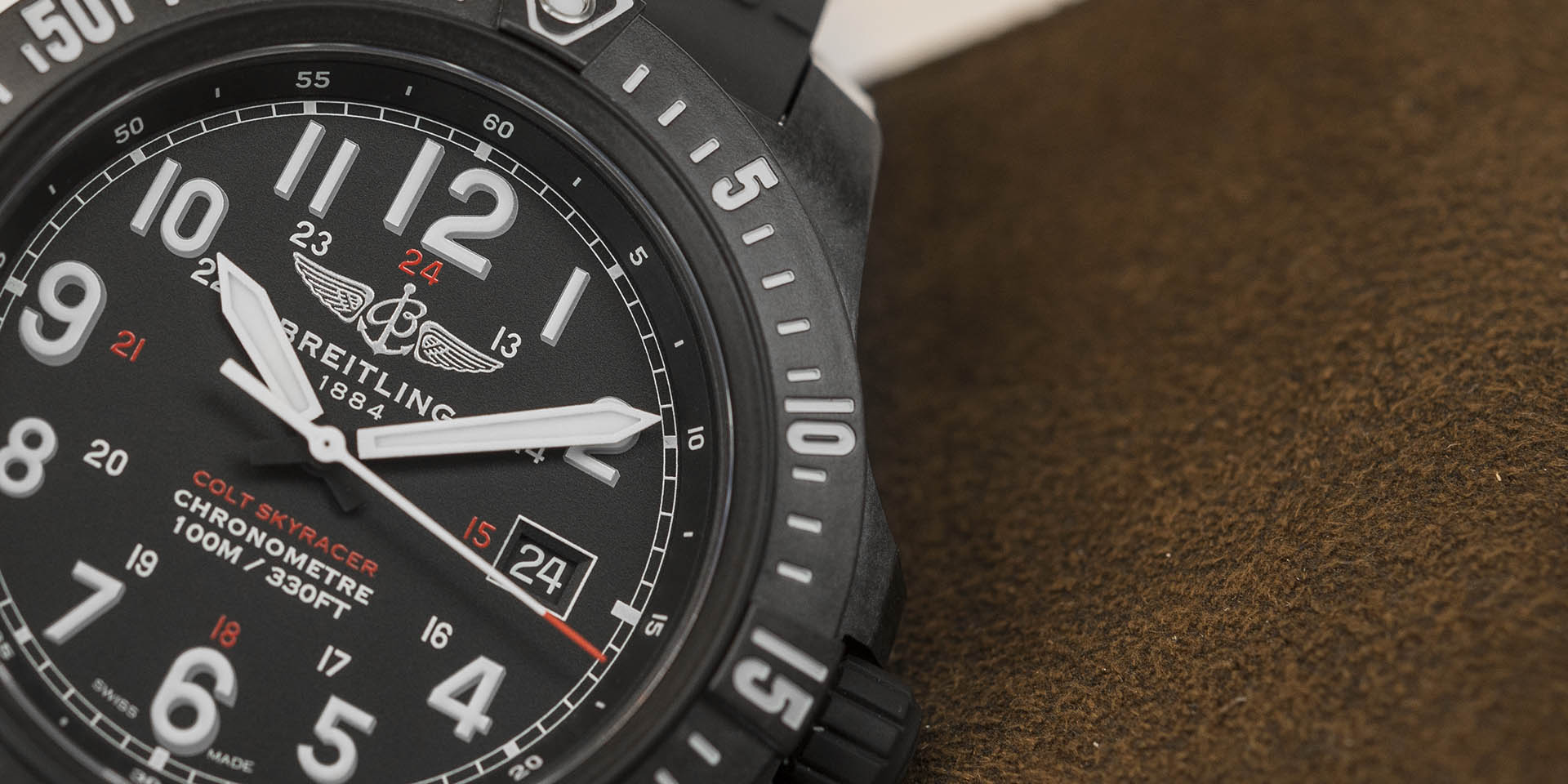 Breitling Colt Skyracer Superquartz Breitlight Baselworld 2017