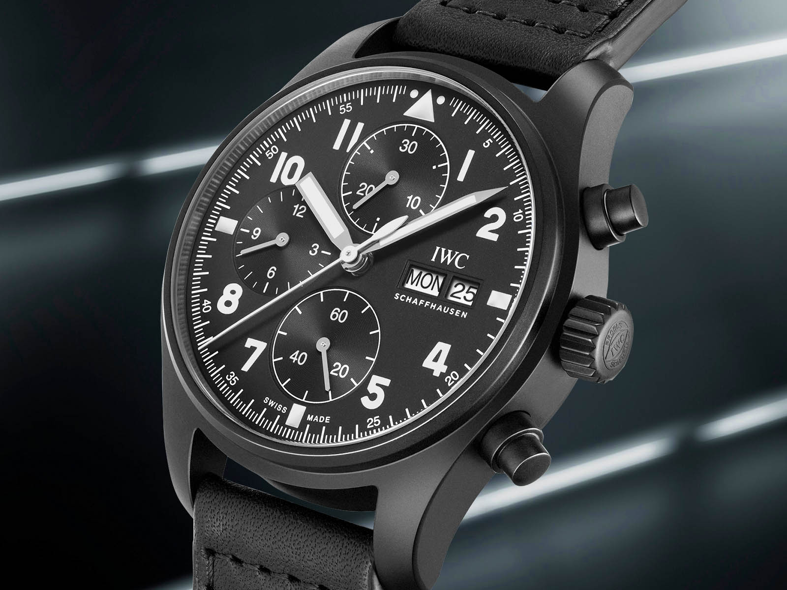 IW387905 | Tribute to 3705 | Pilot’s Chronograph | IWC | Review