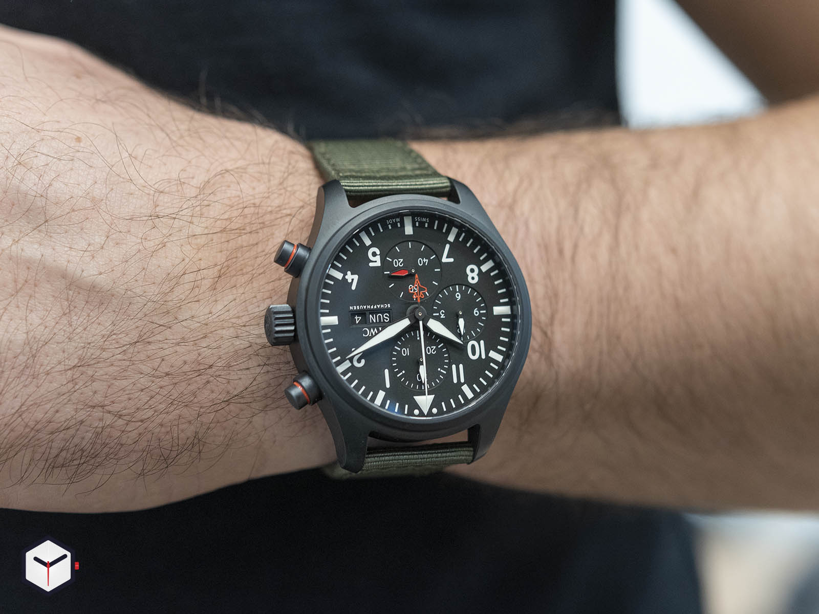 IW389104 | SFTI Edition | Top Gun | IWC | Review