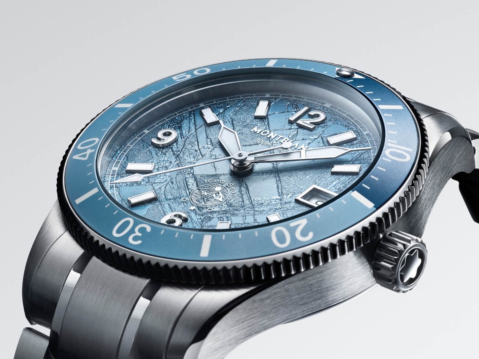montblanc-iced-sea-38mm-2-.jpg