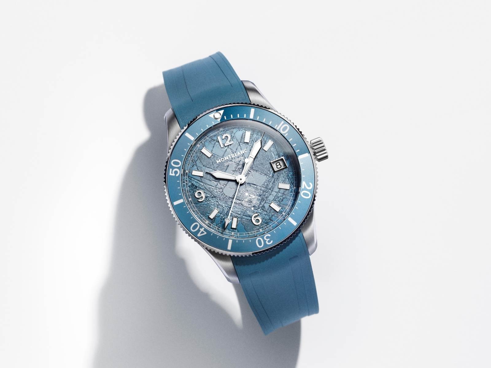 montblanc-iced-sea-38mm-3-.jpg