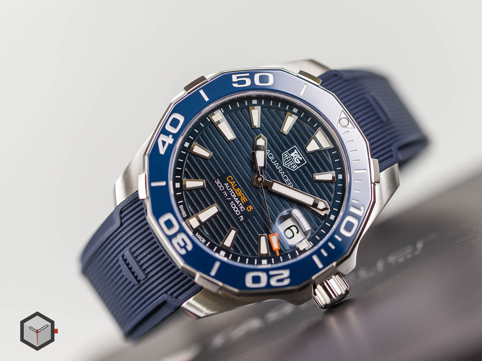 tag heuer seamaster