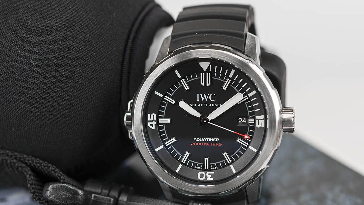 [Image: iwc-aquatimer-iw329101-kapak-2-.jpg]