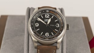 973