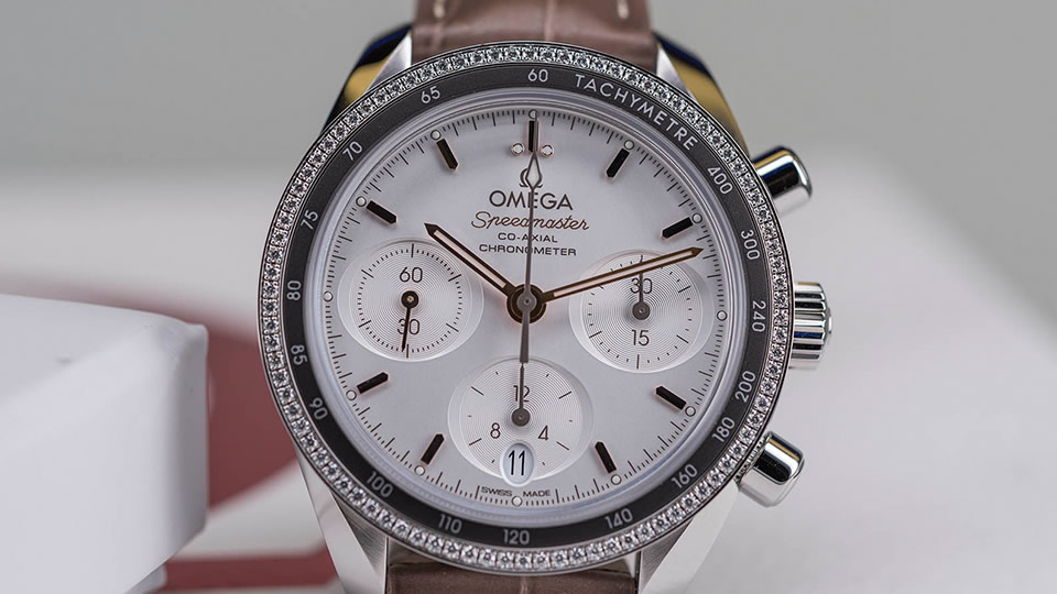 omega speedmaster 38 mm